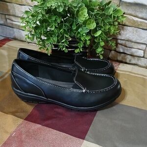 Predictions Comfort Plus Women's Colby Loafer Black Size 7.5 Wide Classic